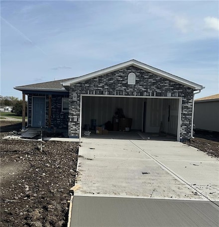 37854 W 207th St, Edgerton, KS 66021
