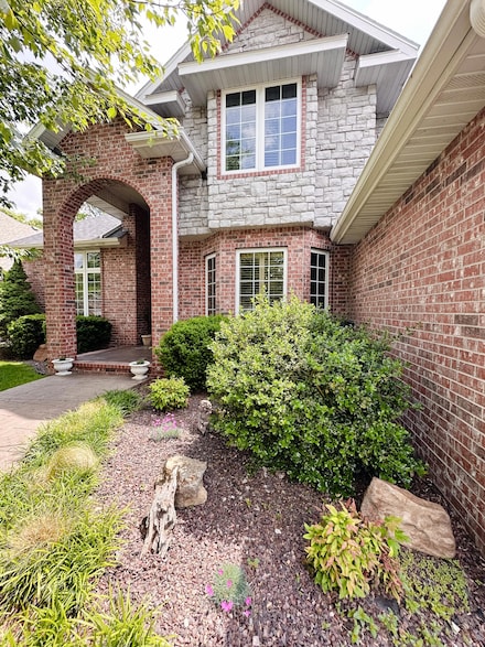 5628 S Fremont Ave, Springfield, MO 65804