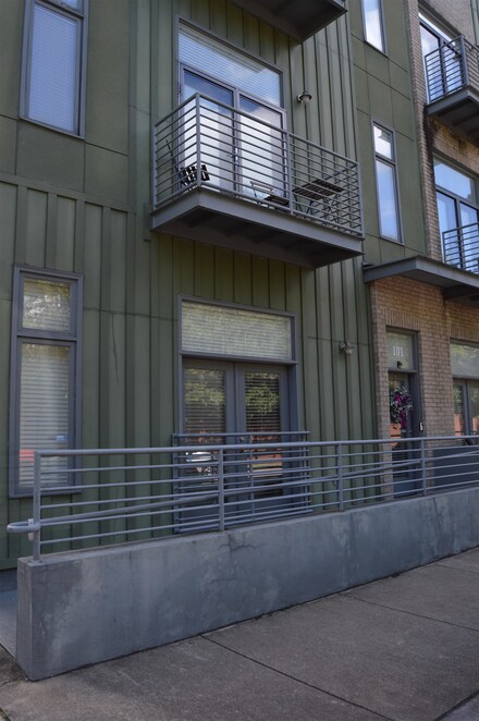 614 Tennessee St Unit 101, Memphis, TN 38103