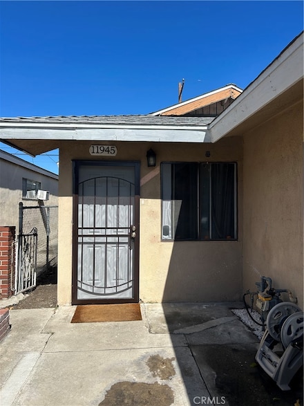 11945 168th St, Artesia, CA 90701
