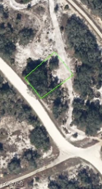 305 Wildwood Dr, Lake Placid, FL 33312