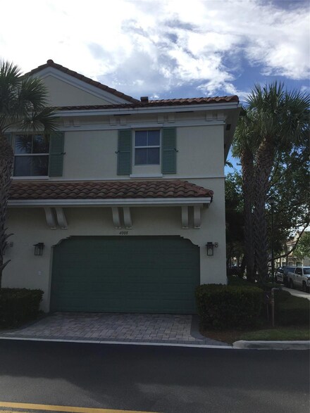 4008 Cascada Cir Unit 4008, Hollywood, FL 33024