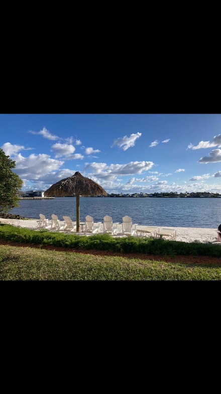 1000 Scotia 105 Dr Unit 105, Hypoluxo, FL 33462