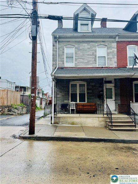 537 N Law St, Allentown, PA 18102