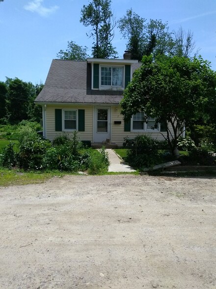 7 Phoebe Way, Worcester, MA 01605