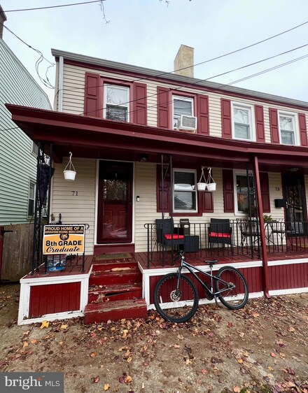 71 Mary St, Bordentown, NJ 08505