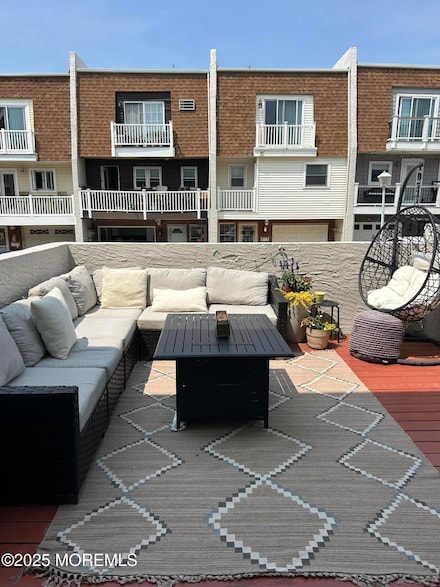 42 Village Rd Unit 42, Sea Bright, NJ 07760