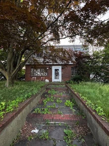 219 Locustwood Blvd, Elmont, NY 11003