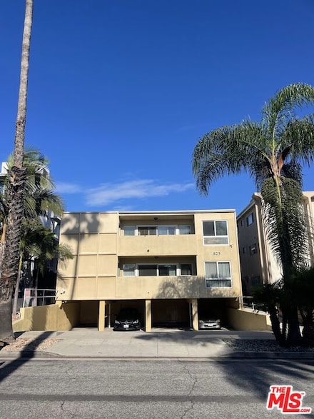 823 5th St, Santa Monica, CA 90403
