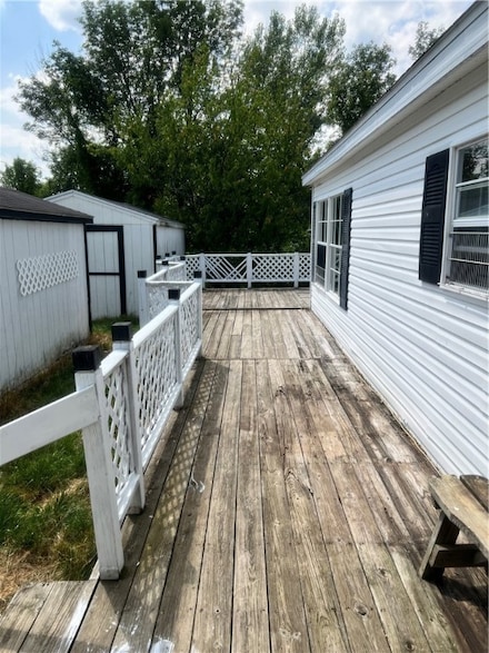 237 Crabapple Dr, Canandaigua, NY 14424