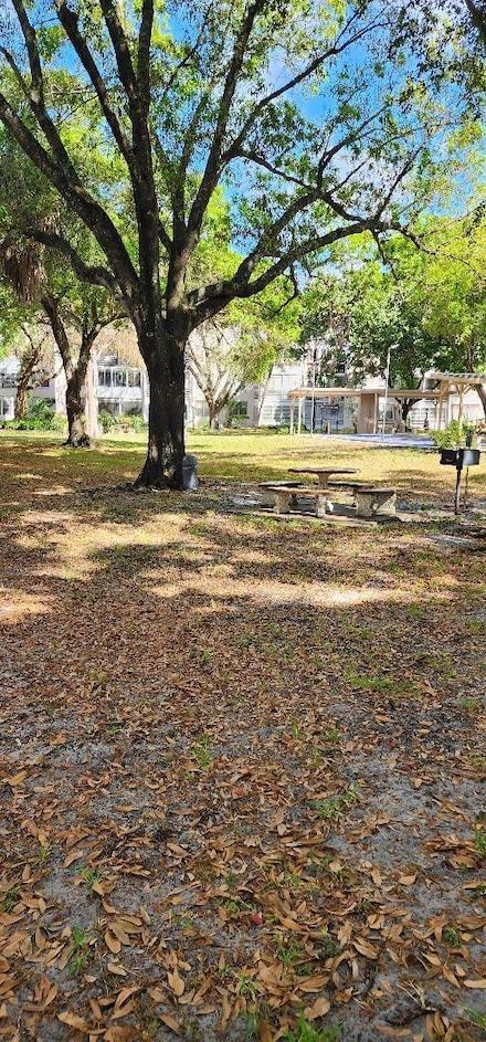 2600 NW 49th Ave Unit 409, Lauderdale Lakes, FL 33313