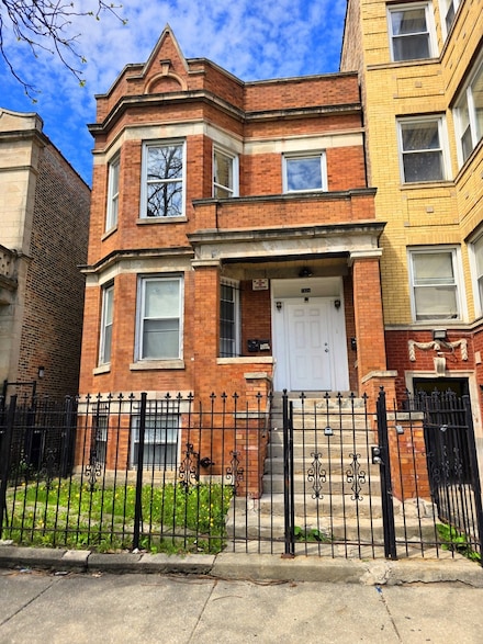1426 S Avers Ave Unit 2, Chicago, IL 60623