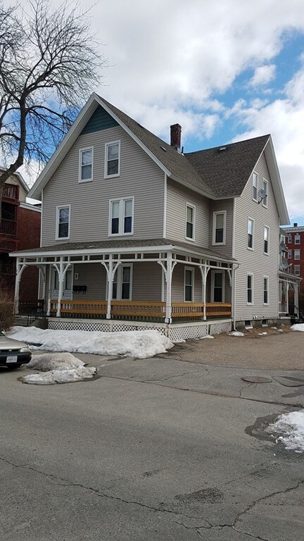 14 Sever St, Worcester, MA 01609