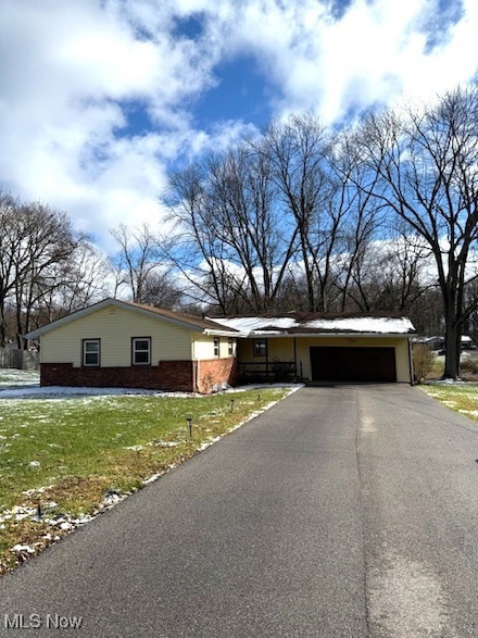 1161 Magdalyn Dr, Akron, OH 44320