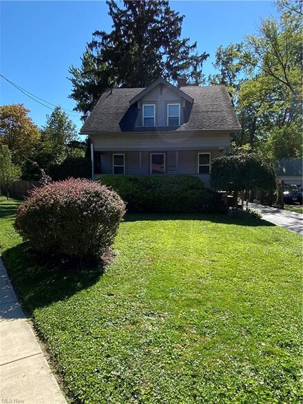 1003 Clearview St NW, Warren, OH 44485
