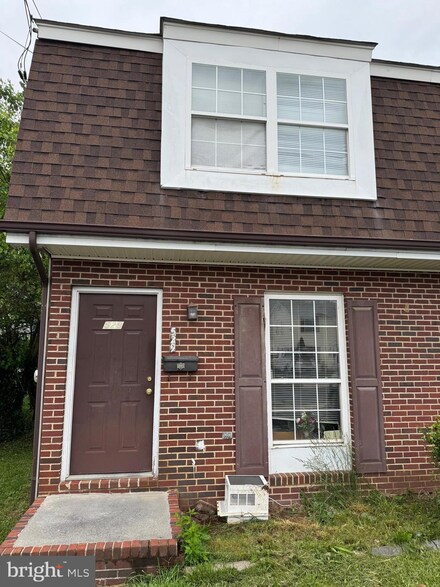529 Gray Ave, Winchester, VA 22601