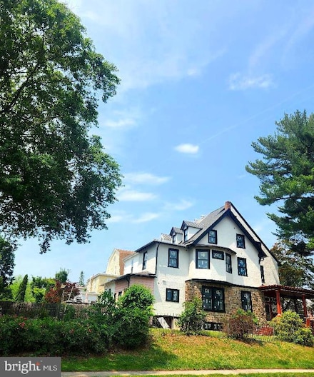 101 Grandview Rd, Ardmore, PA 19003