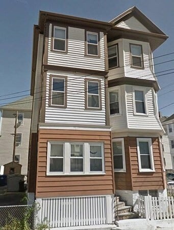 202 Brook St Unit 3, New Bedford, MA 02746
