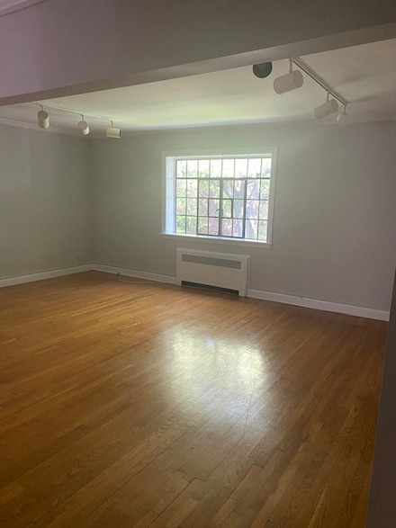 100 Sewall Ave Unit 6, Brookline, MA 02446