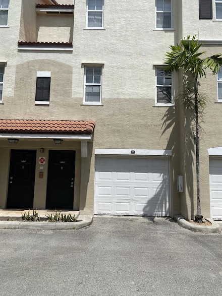 5980 W Sample Rd Unit 207, Coral Springs, FL 33067