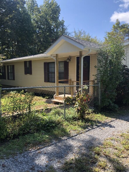 3975 Baxter Rd, Joelton, TN 37080