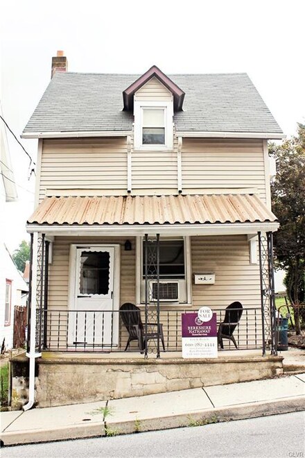 549 S Benner Ave, Fountain Hill, PA 18015