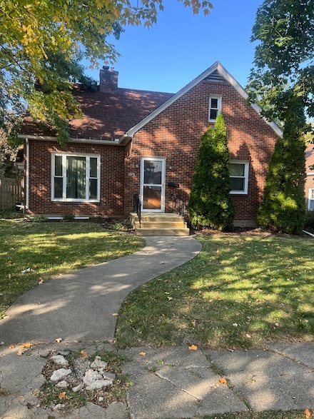 1276 W Logan St, Freeport, IL 61032