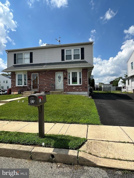 21 Sparks Cir, Glenolden, PA 19036