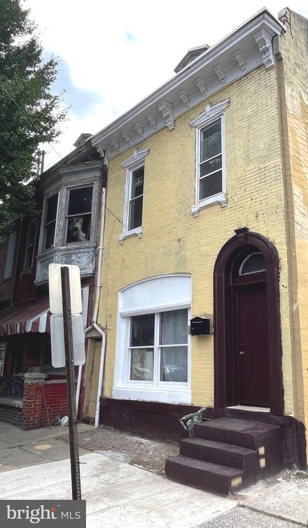 728 Chestnut St, Reading, PA 19602