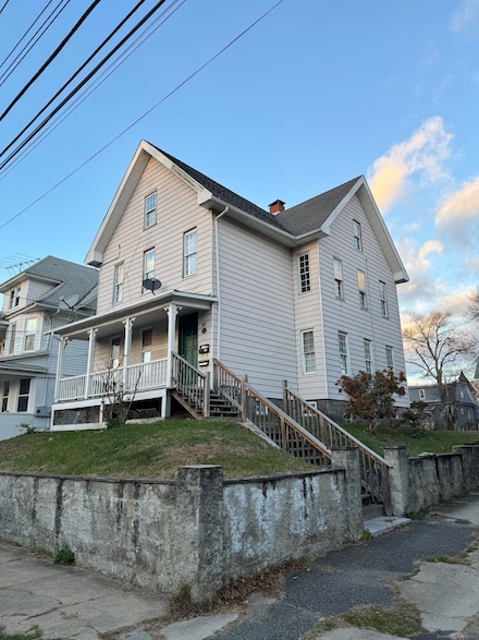 184 Pacific St, Bridgeport, CT 06604