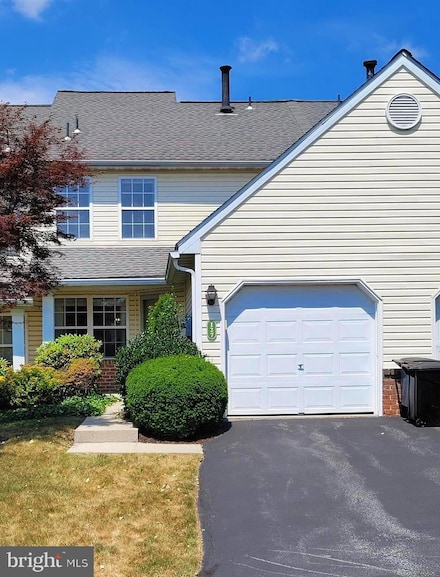 127 Hickory Ln, Wyomissing, PA 19610