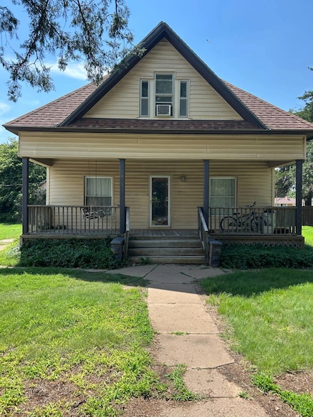 403 S 8th St, Kiowa, KS 67070