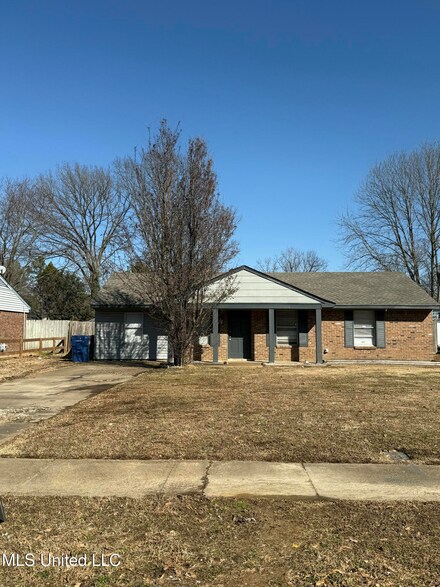 6266 Tulane Rd, Horn Lake, MS 38637