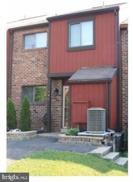 147 Larchwood Ct, Collegeville, PA 19426