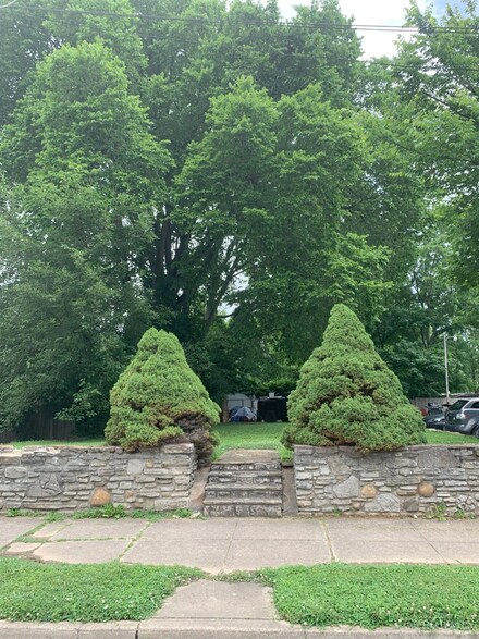 418 Front St, New Richmond, OH 45157