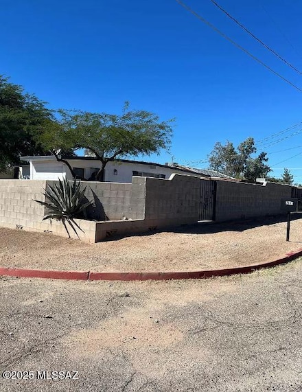 2941 N Edith Blvd, Tucson, AZ 85716