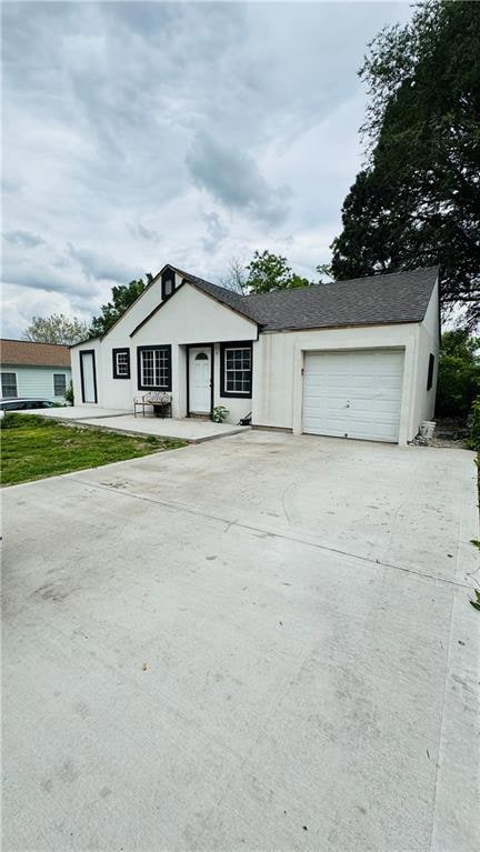 2412 Haskell Ave, Kansas City, KS 66104