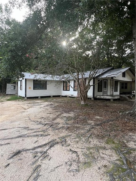 718 13th Ave, Franklinton, LA 70438