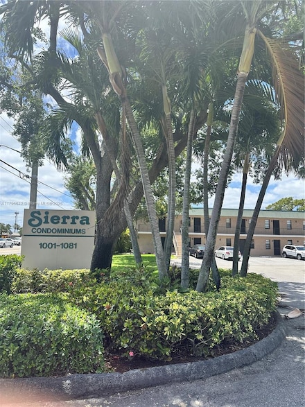 1081 SE Monterey Rd Unit 312, Stuart, FL 34994