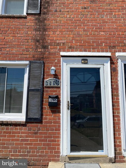 3865 26th Ave, Temple Hills, MD 20748