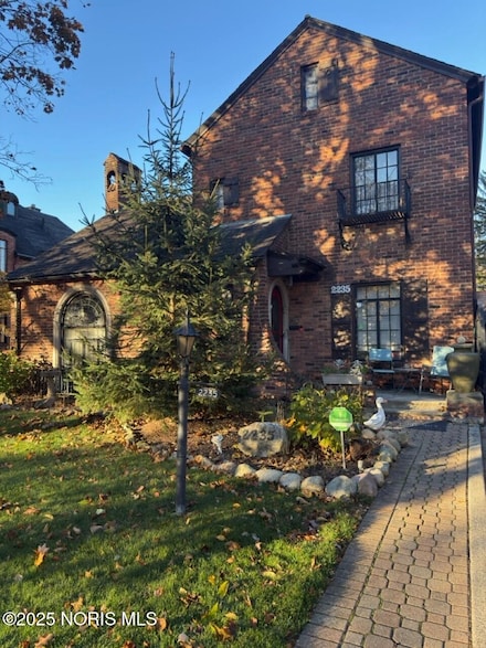 2235 Meadowwood Dr, Toledo, OH 43606