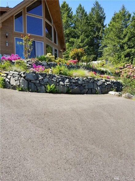 101 E Pine St, Union, WA 98592