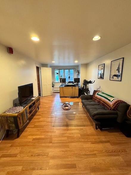 191 Power St Unit Garden, Providence, RI 02906