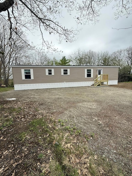 28 Wilder Hill Rd, Norridgewock, ME 04957