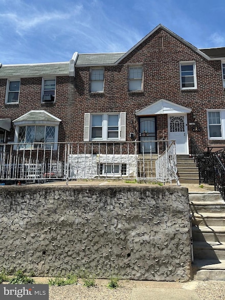 4624 Shelbourne St, Philadelphia, PA 19124