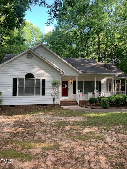 352 Riverstone Dr, Clayton, NC 27527