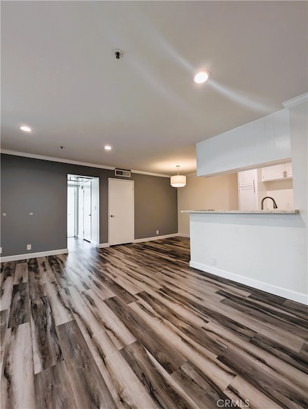 11162 Camarillo St Unit 307, Los Angeles, CA 91602