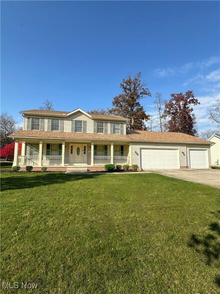 1043 Ashwood Ln, Medina, OH 44256