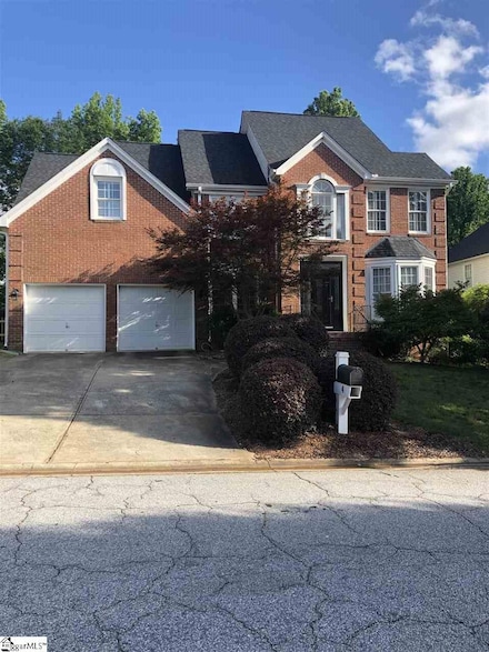 4 Birchleaf Ln, Greer, SC 29650