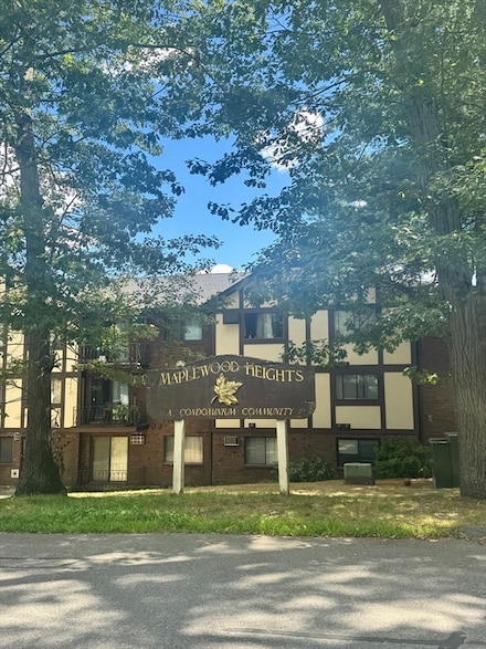 101 Whipple St Unit 10, Worcester, MA 01610